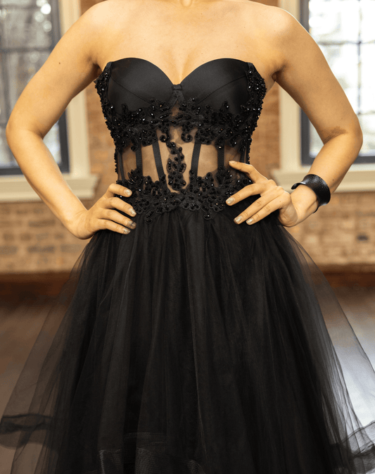 Straplez, Güpür ve Boncuk İşlemeli, Saten Göğüslü, Kabarık Tül Etekli Uzun Gece Elbisesi